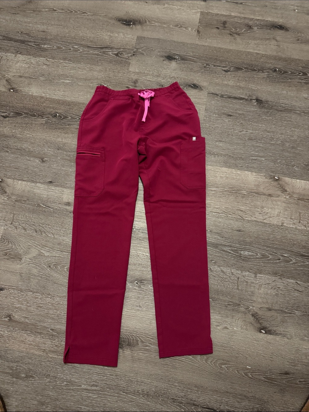 Figs Yola Scrub Pants with Pink Drawstring